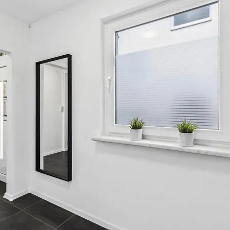 Monteur - Fuer Bis Zu 6 Personen In 63456 - Hu09 Apartment