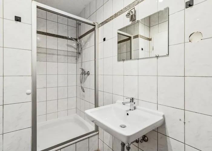 Apartman Monteur - Fuer Bis Zu 7 Personen In 63456 - Hu09